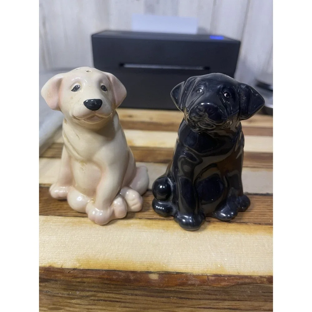 Ceramic Black And Gold Labrador Dogs Salt & Pepper Shakers  Vintage Collectible